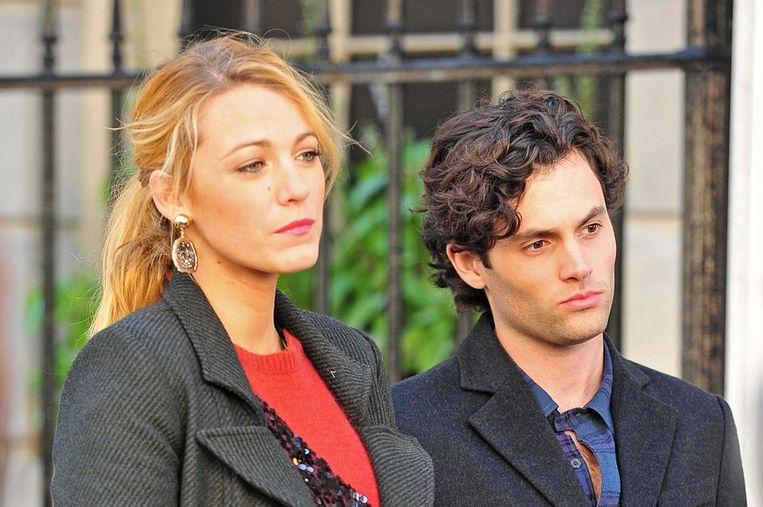 Blake Lively and Penn Badgley as Serena and Dan on the set of 'Gossip Girl'.