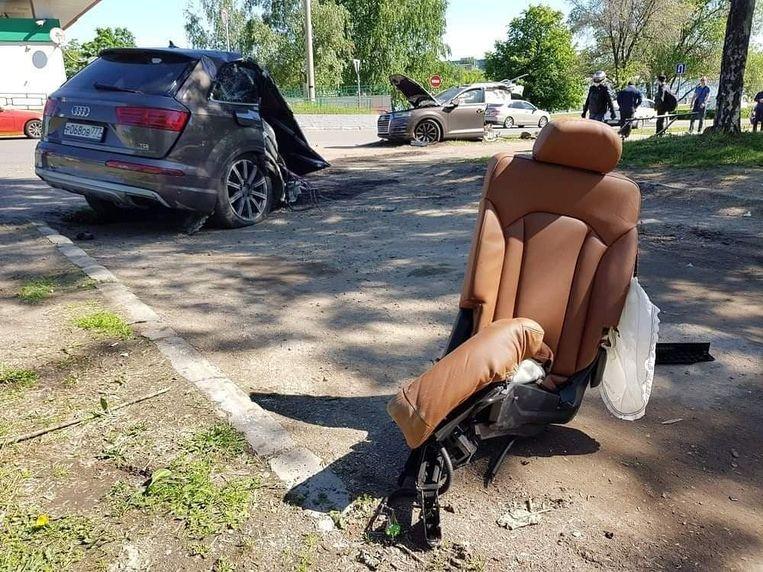 Audi Q7 breaks into two pieces after crash in Russia, driver flight