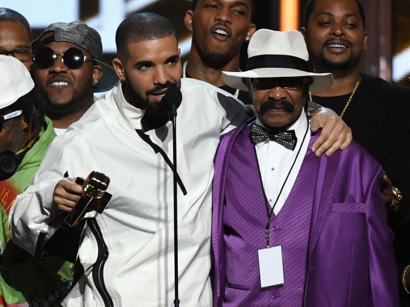 Is Drake lying about the bad relationship with his father?